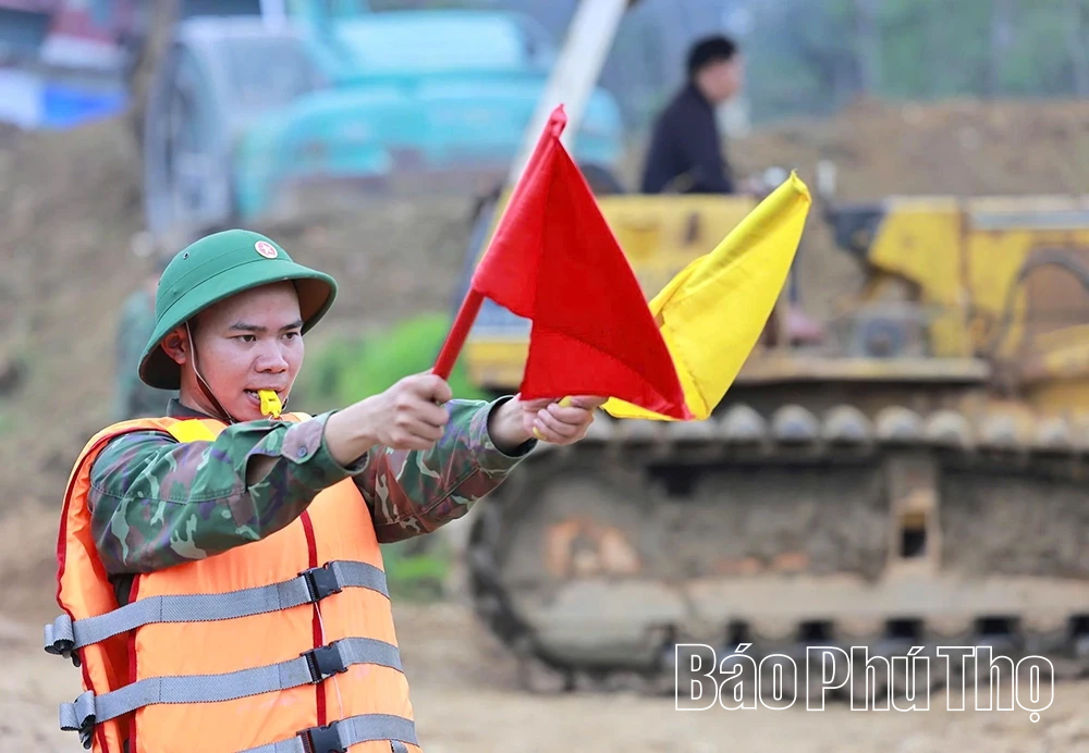 Nhịp cầu đoàn viên trên dòng Lô lịch sử