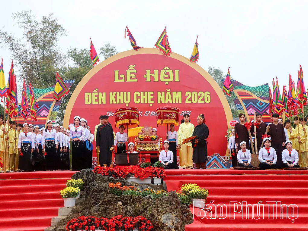 Xã Tân Lạc tổ chức lễ hội đền Khụ Chẹ và đón nhận Di sản văn hóa phi vật thể quốc gia