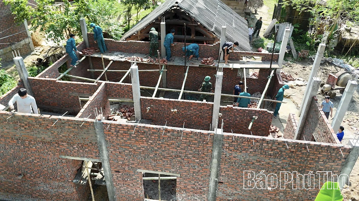 Tết ấm tình Ðảng - Xuân nghĩa tình quân dân