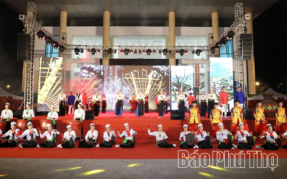 Giao lưu văn nghệ mừng Đảng, mừng Xuân Bính Ngọ 2026 tại phường Hòa Bình