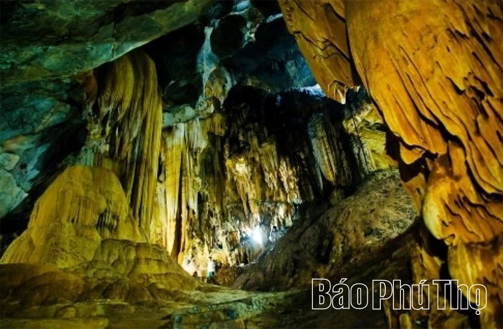 Đầu xuân đi lễ Đền Chúa Thác Bờ