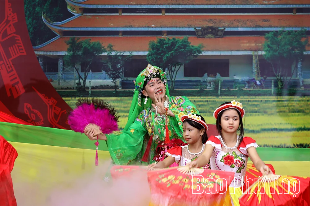 Độc đáo lễ hội Chùa Tiên