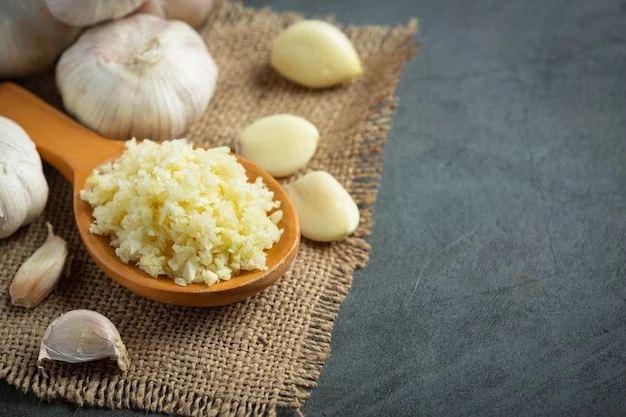 Điều gì xảy ra với cơ thể nếu thường xuyên ăn tỏi sống?