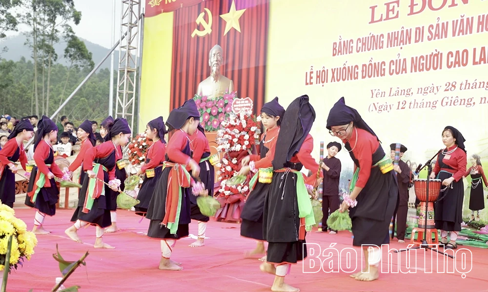 Đặc sắc lễ hội Xuống đồng của đồng bào Cao Lan ở Yên Lãng