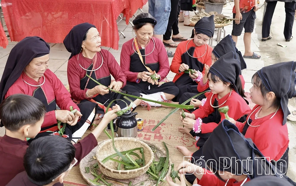 Đặc sắc lễ hội Xuống đồng của đồng bào Cao Lan ở Yên Lãng