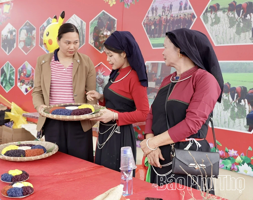 Đặc sắc lễ hội Xuống đồng của đồng bào Cao Lan ở Yên Lãng