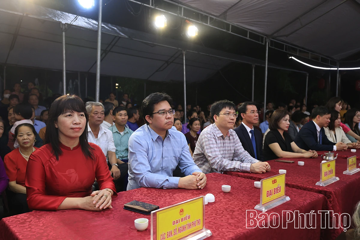 Nét văn hóa đặc sắc lễ hội Trò Trám