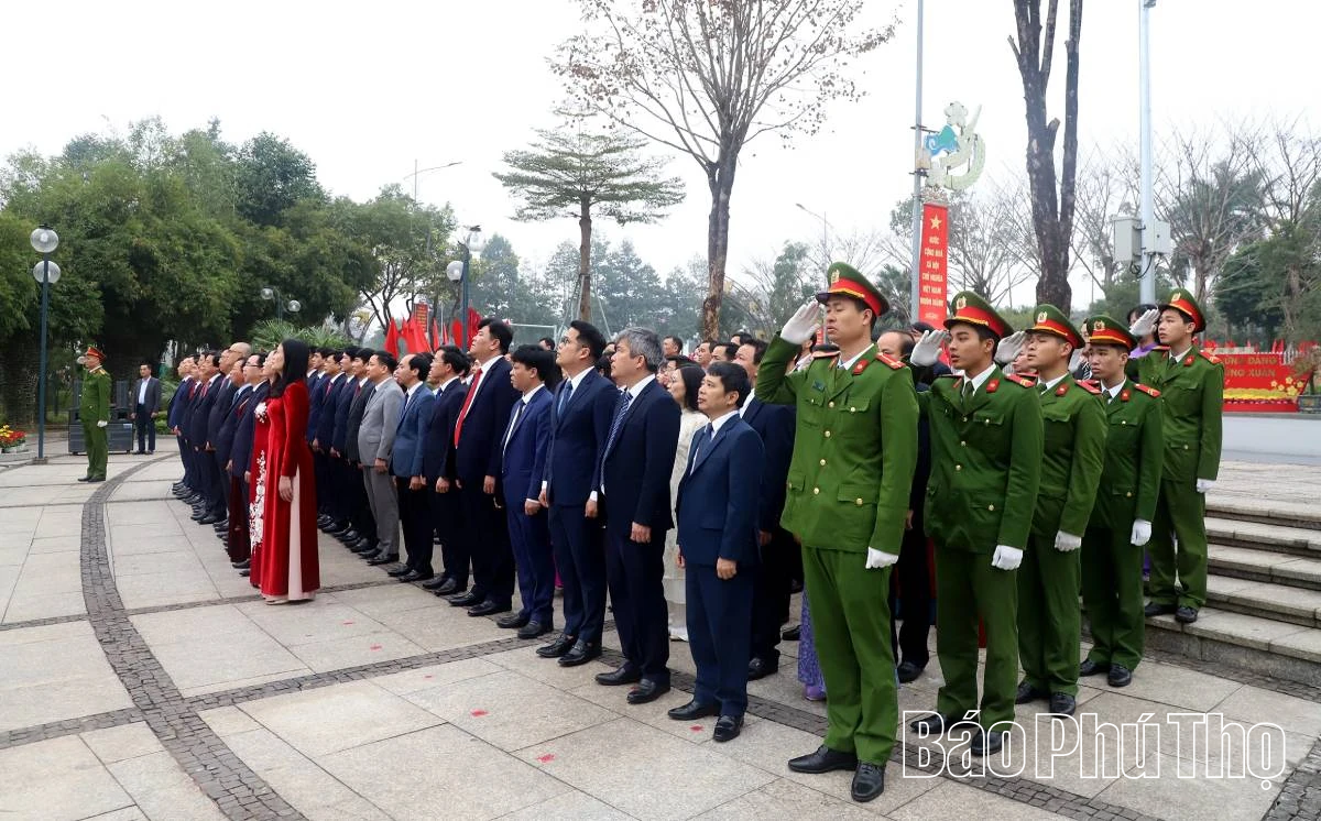 Thiêng liêng Lễ chào cờ đầu năm mới Bính Ngọ 2026