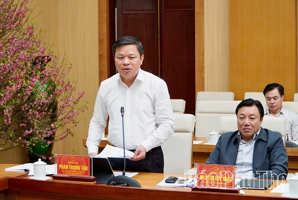 Cho ý kiến xây dựng cầu Sông Lô mới, Ngày hội tòng quân và một số nội dung quan trọng