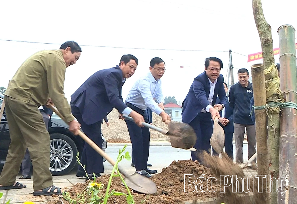 Xã Đoan Hùng phát động Tết trồng cây Xuân Bính Ngọ
