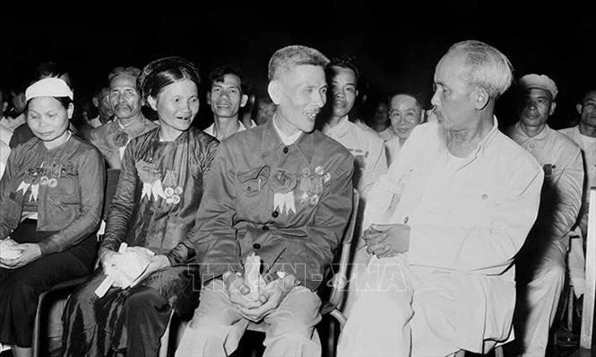Đưa Nghị quyết thành hành động: Sức mạnh từ dân, hành động vì dân