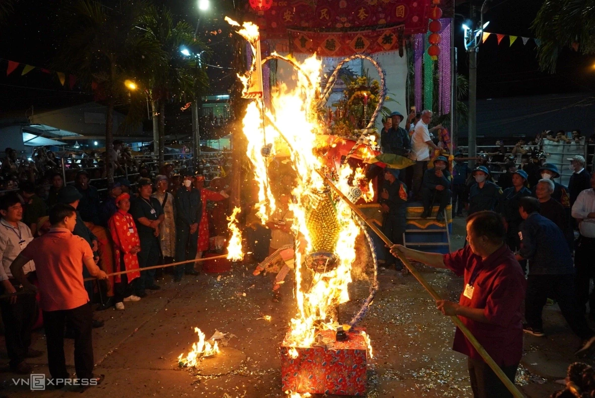 10 lễ hội không thể bỏ qua từ Bắc vào Nam dịp tháng Giêng