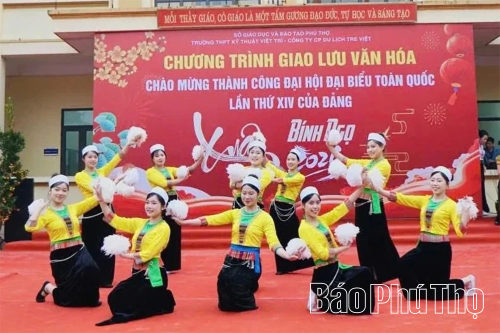 Gieo mầm văn hóa từ những điều giản dị