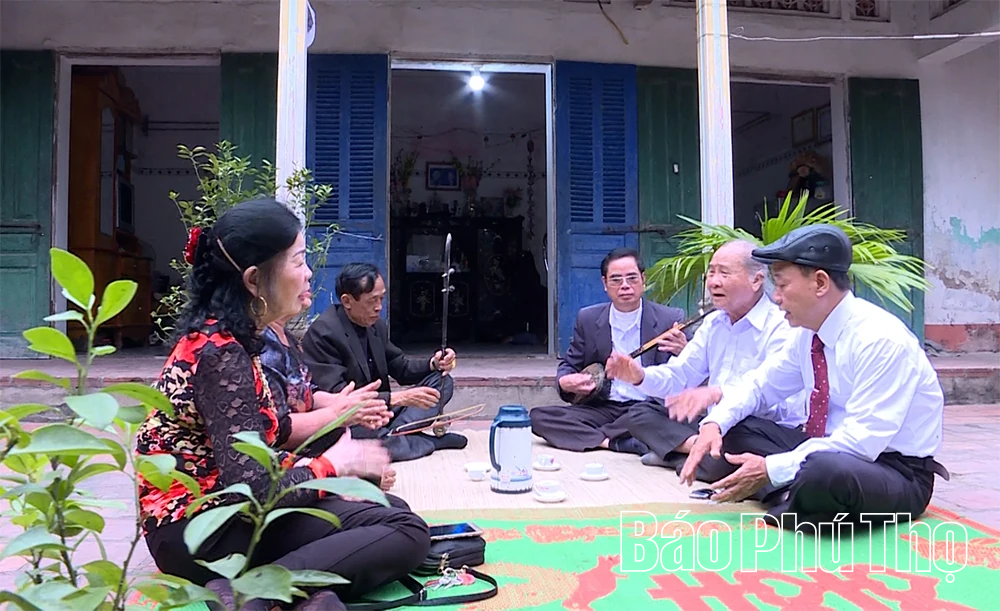 Người “giữ lửa” cho nghệ thuật chèo xứ Đoài