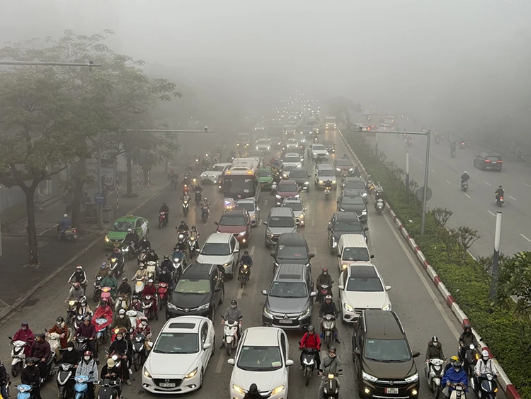 Thời tiết 28/2: Bắc Bộ sáng sớm có sương mù, Trung Bộ tiếp diễn mưa dông cục bộ