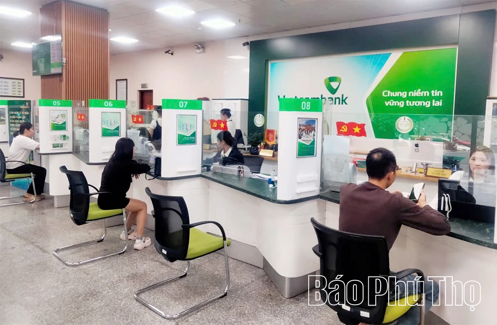 Đầu Xuân, giao dịch ngân hàng nhộn nhịp