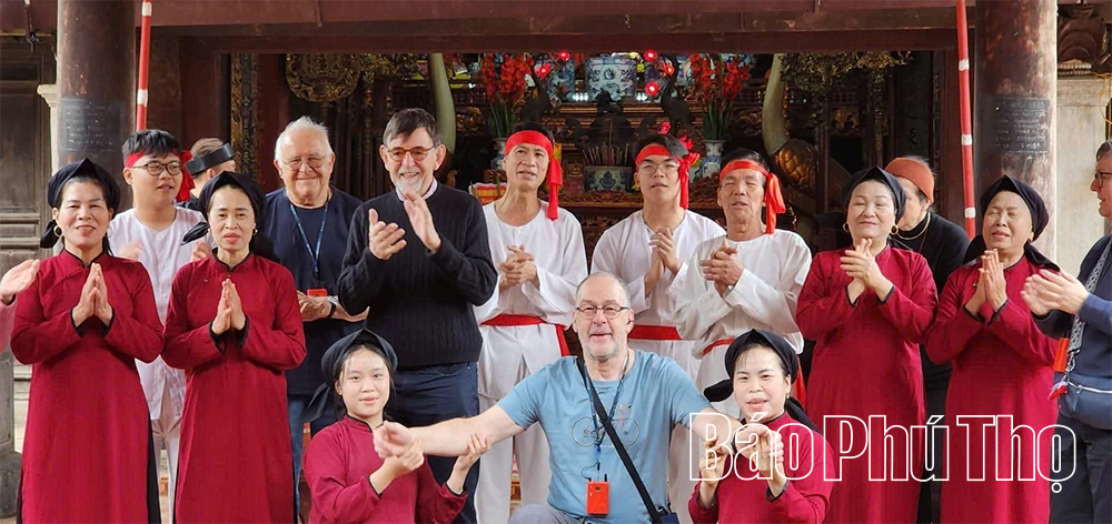 Hành trình về miền di sản