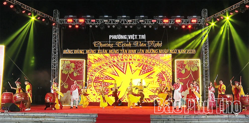 Phường Việt Trì tổ chức văn nghệ mừng Đảng, mừng Xuân, mừng tân binh lên đường nhập ngũ