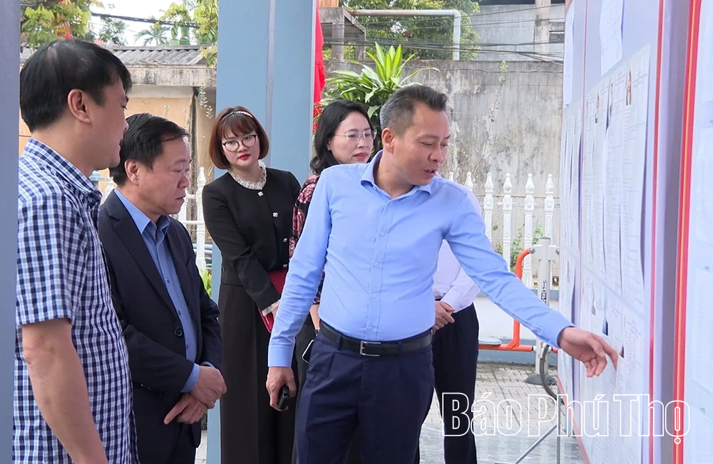 Kiểm tra công tác chuẩn bị bầu cử tại các xã Hiền Quan, Tu Vũ