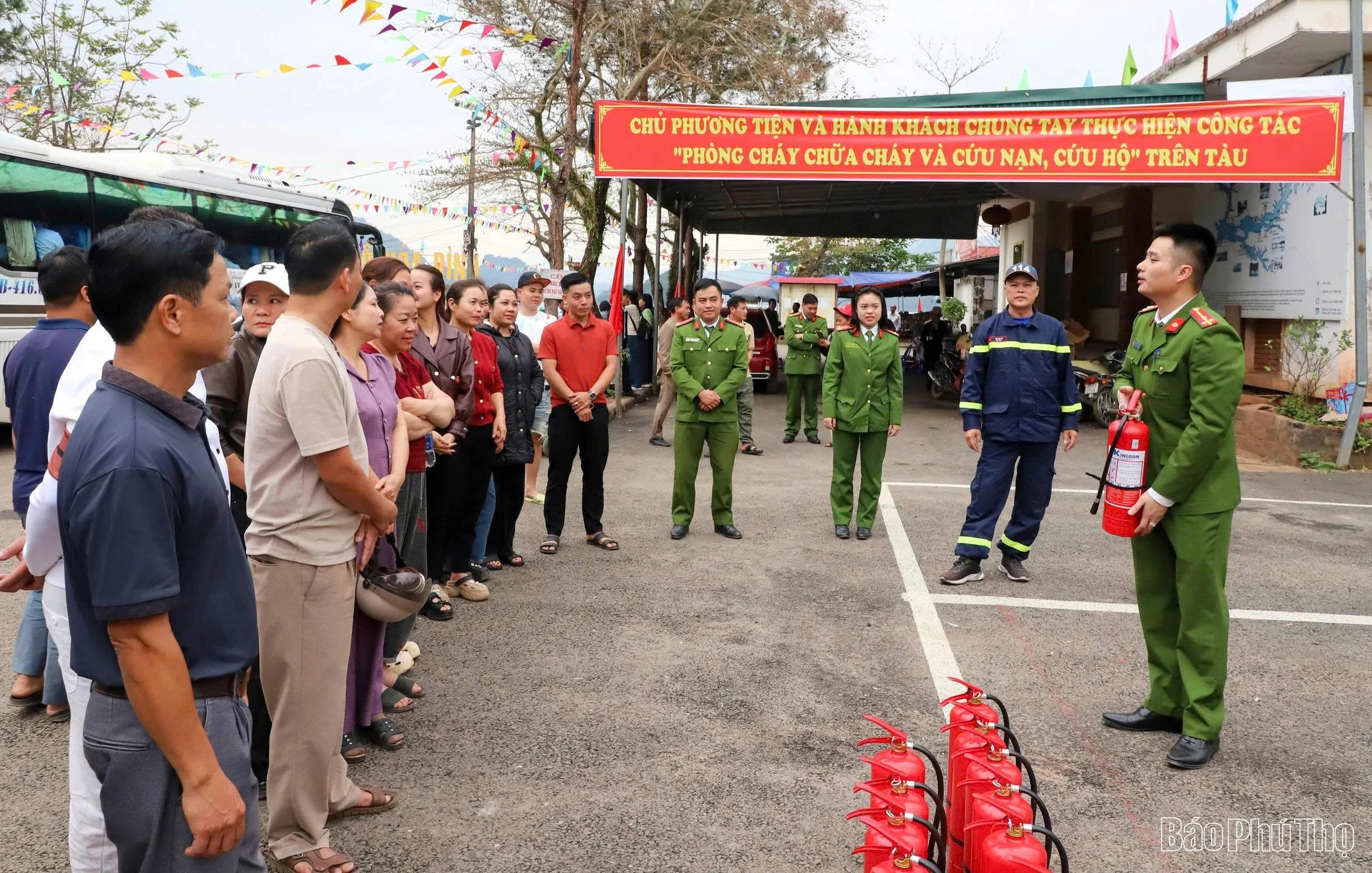 Tuyên truyền, hướng dẫn kiến thức, kỹ năng phòng cháy, chữa cháy và thoát nạn
