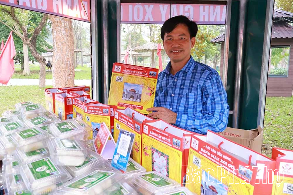 Dẻo thơm bánh giầy xôi giã trên quê hương Đất Tổ