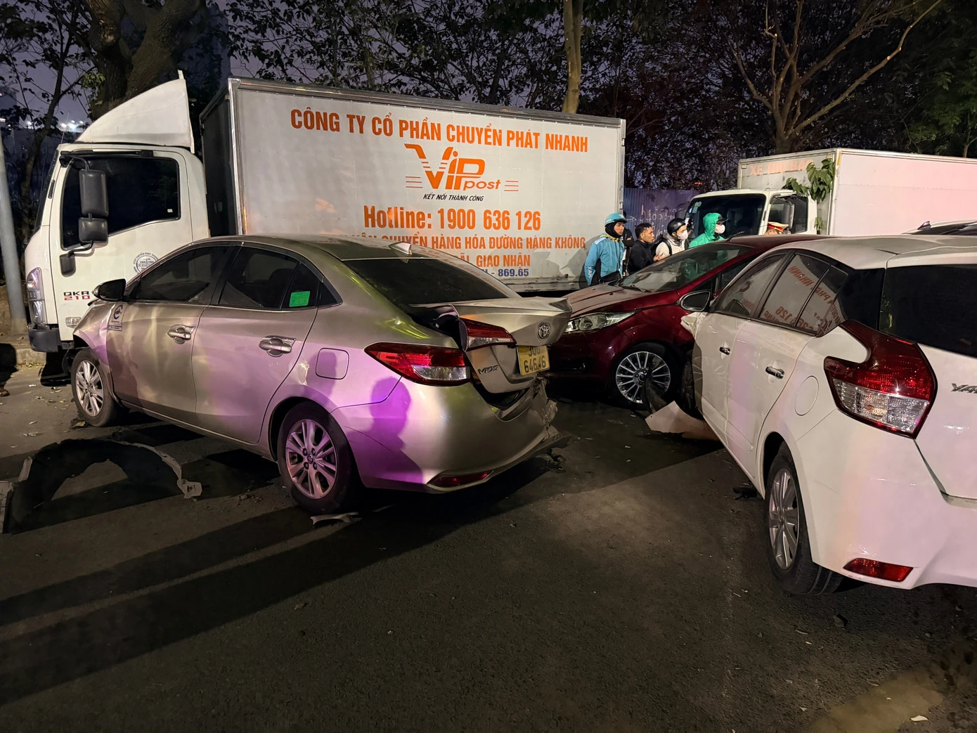 Tài xế ô tô vi phạm nồng độ cồn, gây tai nạn liên hoàn ở Hà Nội: Một nữ nạn nhân tử vong