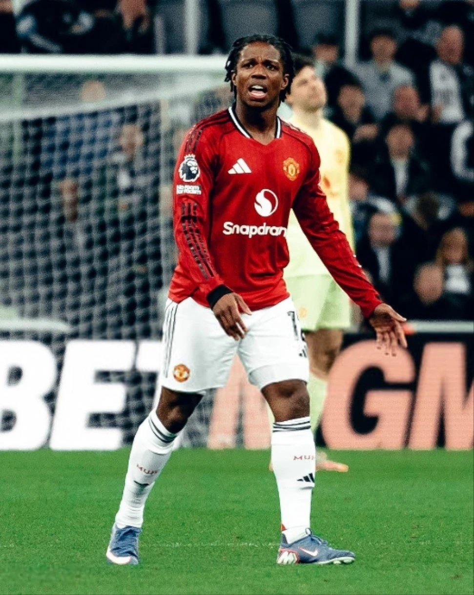 4 cầu thủ không còn tương lai ở Man Utd