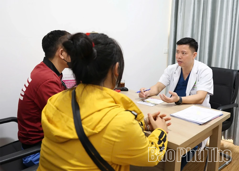 Gần 550 người bệnh được khám sức khoẻ sinh sản miễn phí