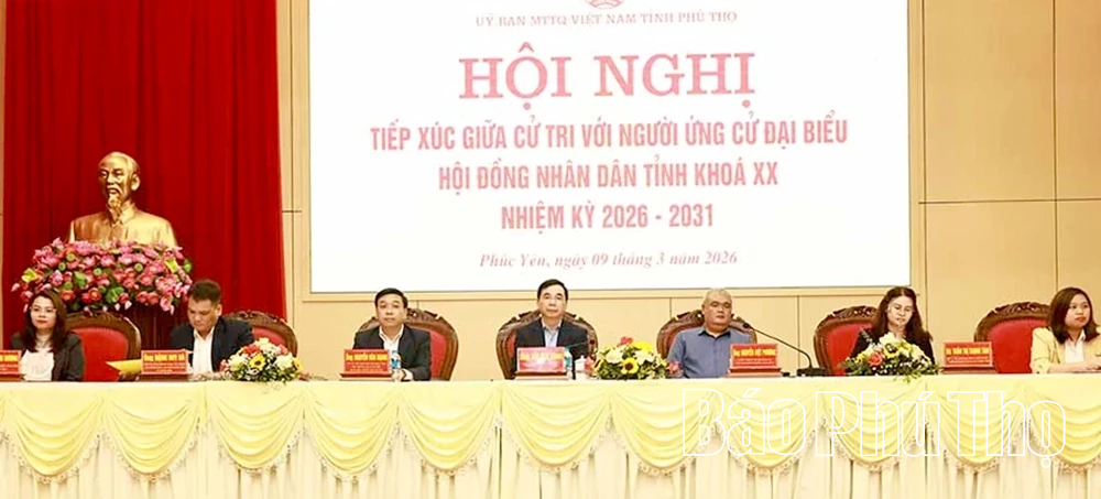 Các ứng cử viên đại biểu HĐND tỉnh khóa XX tiếp xúc cử tri phường Phúc Yên