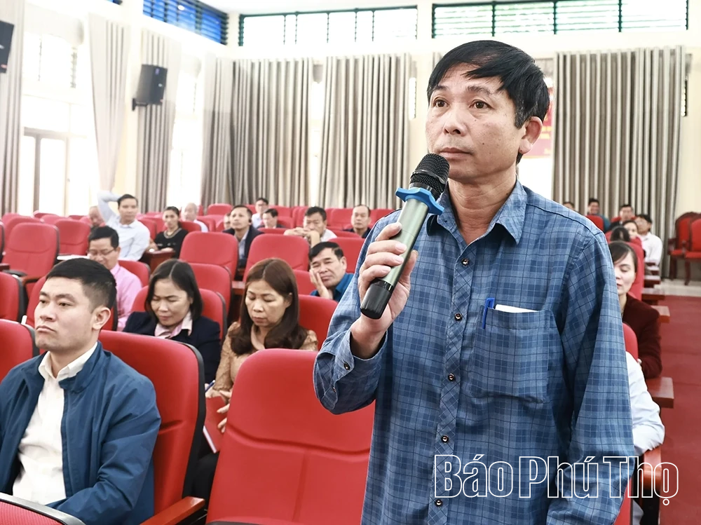 Ứng cử viên đại biểu HĐND tỉnh thuộc Đơn vị bầu cử số 14 tiếp xúc cử tri xã Xuân Lãng