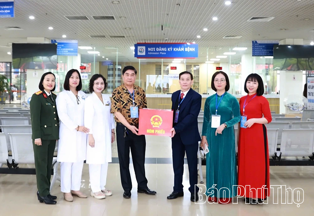 97,44% cử tri tỉnh Phú Thọ đã tham gia bỏ phiếu