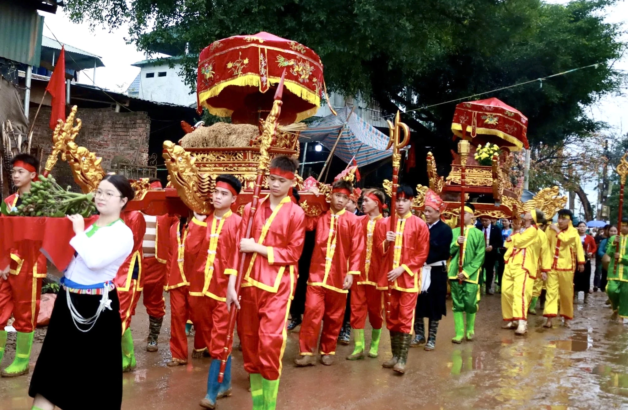 Độc đáo lễ hội Khai hạ Mường Vang