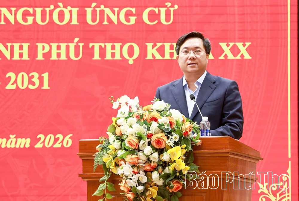 Ứng cử viên đại biểu HĐND tỉnh thuộc Đơn vị bầu cử số 14 tiếp xúc cử tri phường Vĩnh Yên