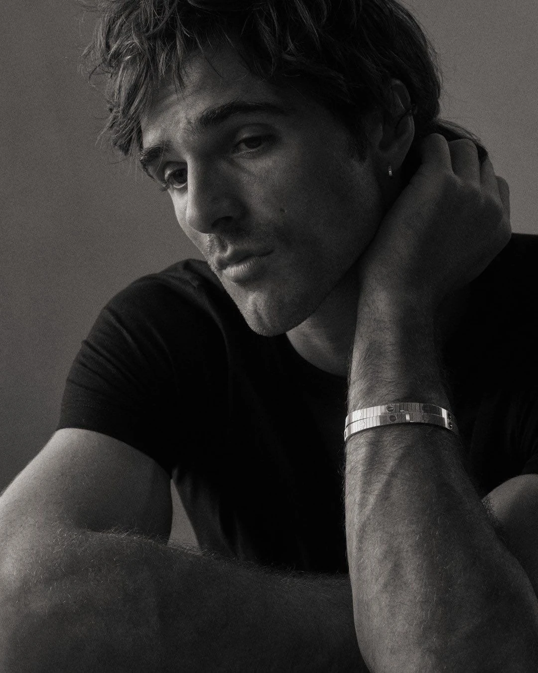 Jacob Elordi trong Đồi gió hú: Hiện tượng không chỉ đến từ ngoại hình