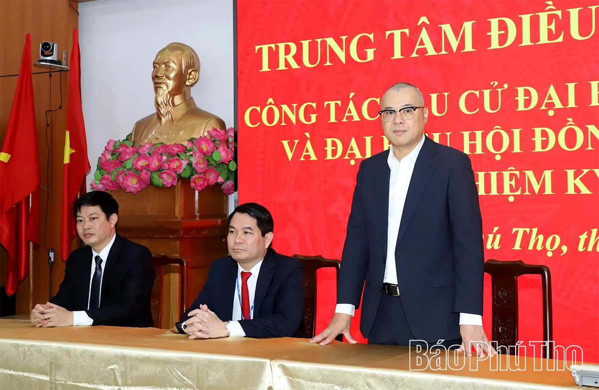 Bí thư Tỉnh ủy Phạm Đại Dương thăm, động viên lực lượng làm công tác bầu cử phường Việt Trì và Trung tâm điều hành, thông tin công tác bầu cử tỉnh