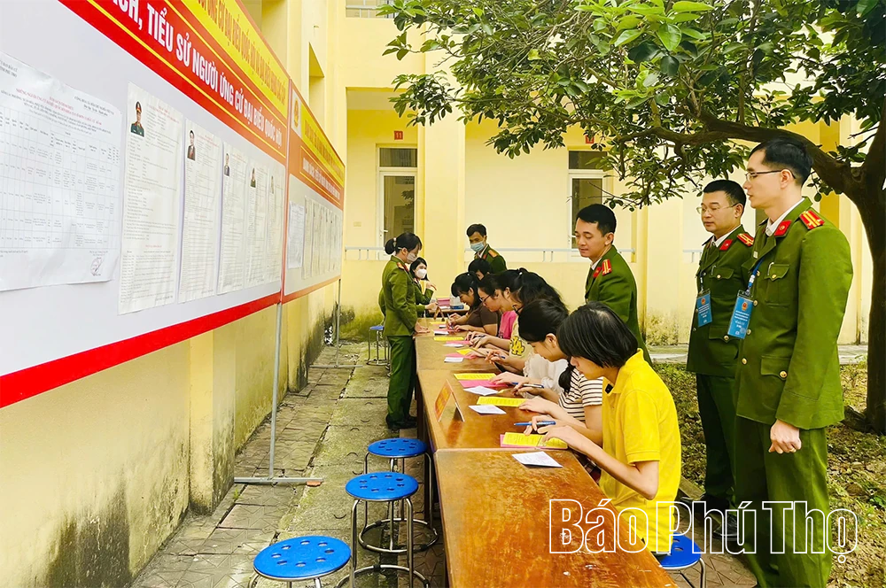 Gần 2.000 người bị tạm giữ, tạm giam ở Phú Thọ thực hiện quyền bầu cử