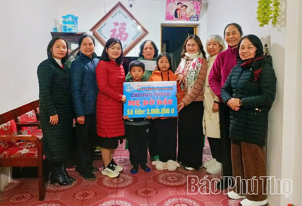 Vòng tay yêu thương của “Mẹ đỡ đầu”