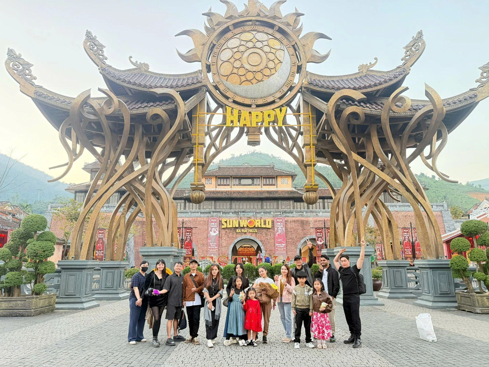 Đặt vé Bà Nà Hill khuyến mãi qua NGỌC THẠCH TRAVEL: Giải pháp tiết kiệm, tiện lợi cho du khách