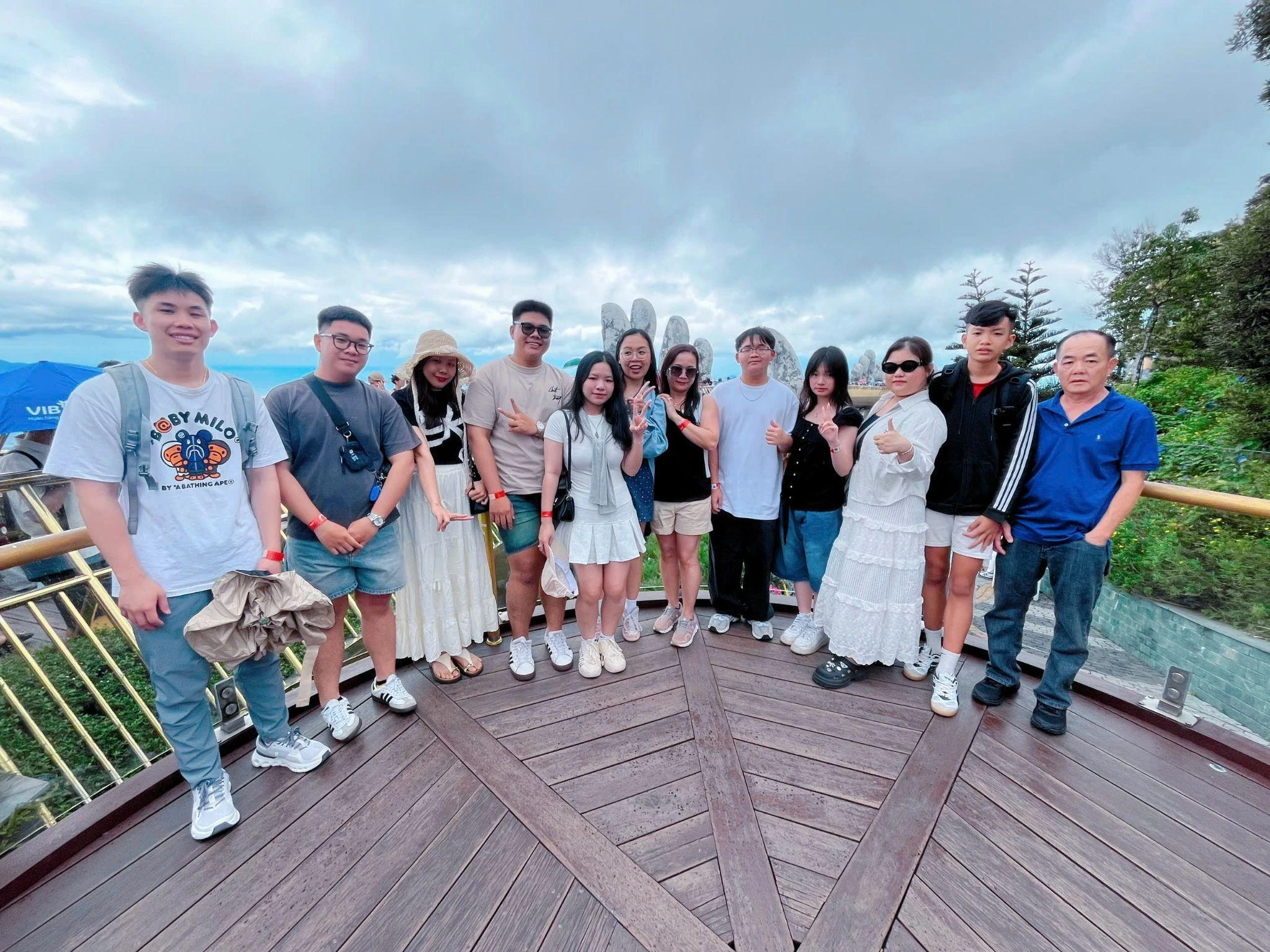 Đặt vé Bà Nà Hill khuyến mãi qua NGỌC THẠCH TRAVEL: Giải pháp tiết kiệm, tiện lợi cho du khách