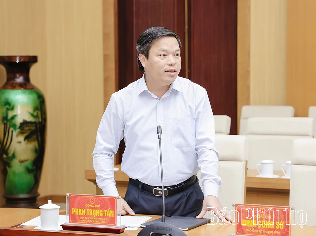 Chủ tịch UBND tỉnh Trần Duy Đông: Khẩn trương hoàn thiện hồ sơ các dự án đầu tư công