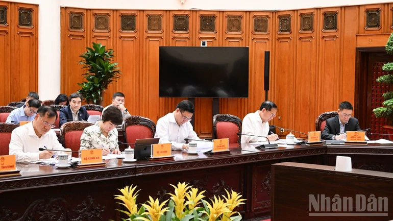 Chủ động đáp ứng đủ nhu cầu xăng dầu cho sản xuất, kinh doanh và tiêu dùng