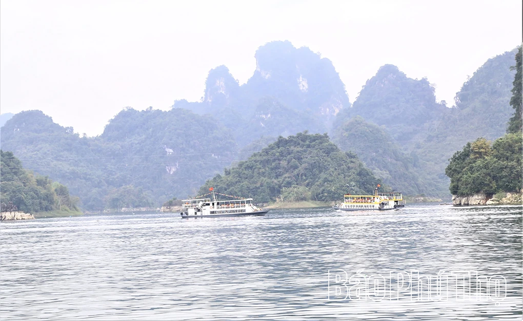 Đánh thức tiềm năng du lịch xanh từ mạch nguồn di sản và thiên nhiên