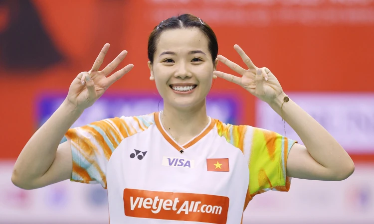 Thùy Linh vào tứ kết ở giải Pháp