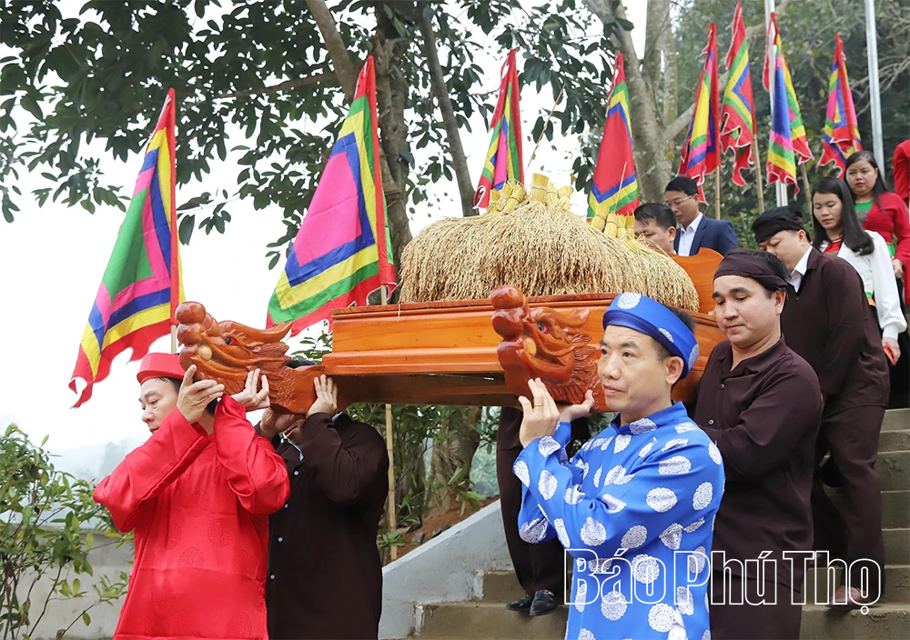 Qua miền di sản