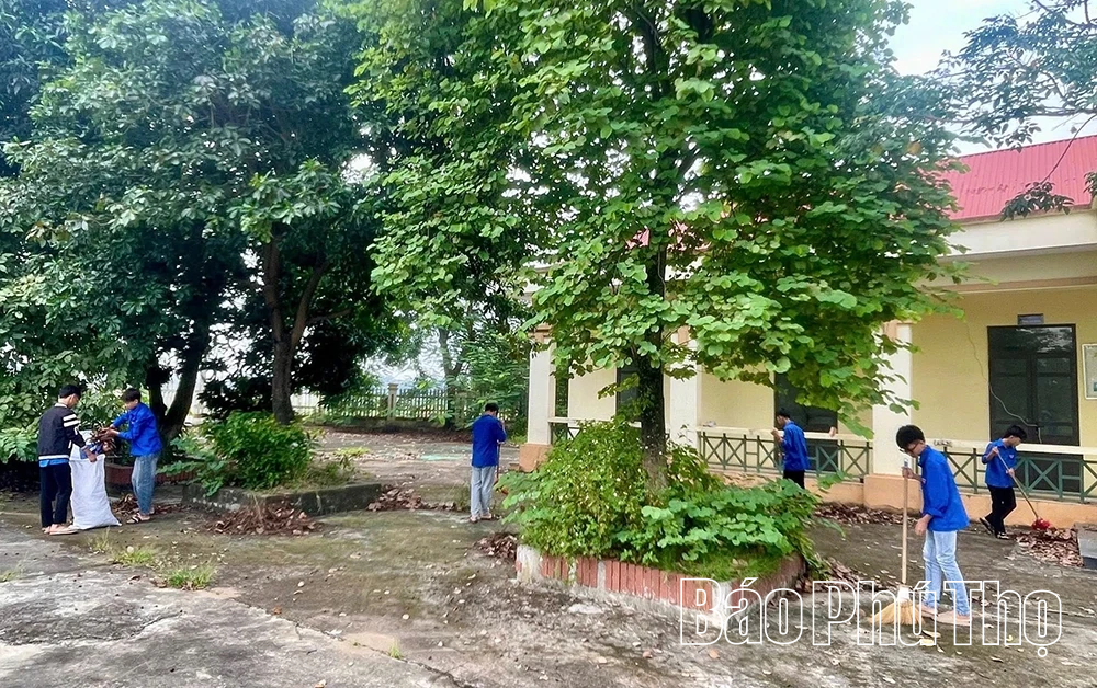 Tuổi trẻ Yên Lạc xung kích, tình nguyện vì cuộc sống cộng đồng