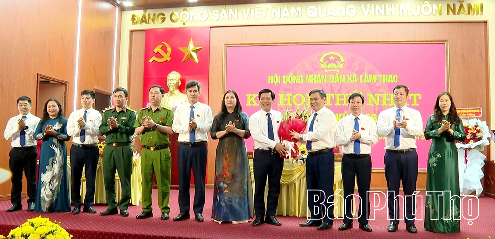 Kỳ họp thứ Nhất, HĐND xã Lâm Thao nhiệm kỳ 2026 - 2031: Các chức danh được bầu đều đạt 100% phiếu tín nhiệm