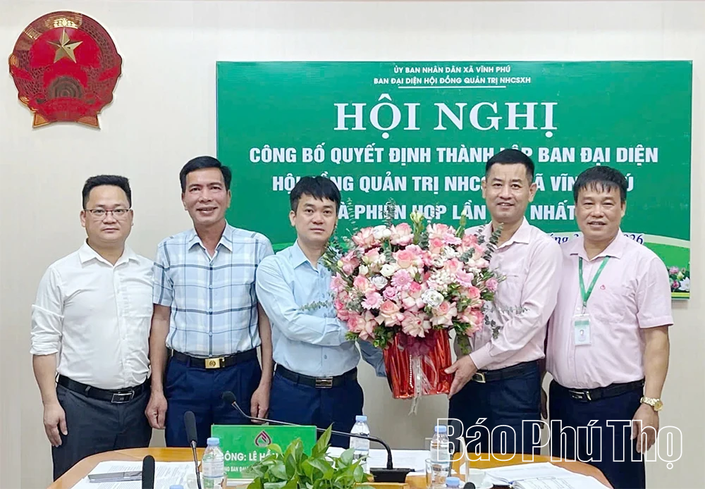 Xã Vĩnh Phú công bố Ban đại diện Hội đồng quản trị Ngân hàng Chính sách xã hội cấp xã
