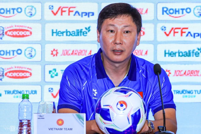 HLV Kim Sang-sik: Trận thắng Malaysia diễn ra như ý