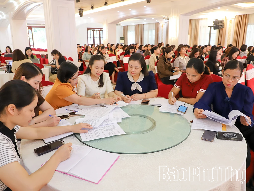 Phổ cập giáo dục mầm non ở vùng khó - Hành trình bền bỉ nơi non cao