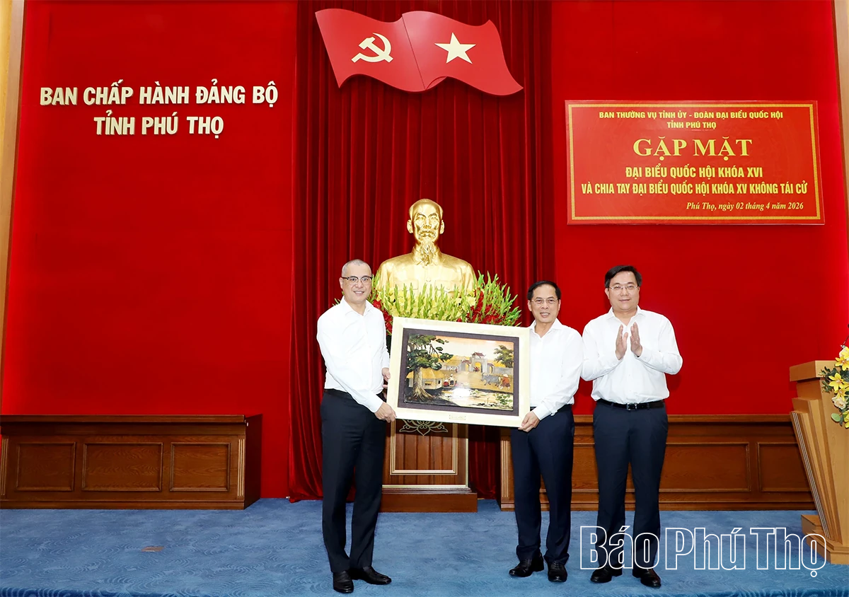 Gặp mặt đại biểu Quốc hội khóa XVI và chia tay đại biểu Quốc hội khóa XV không tái cử